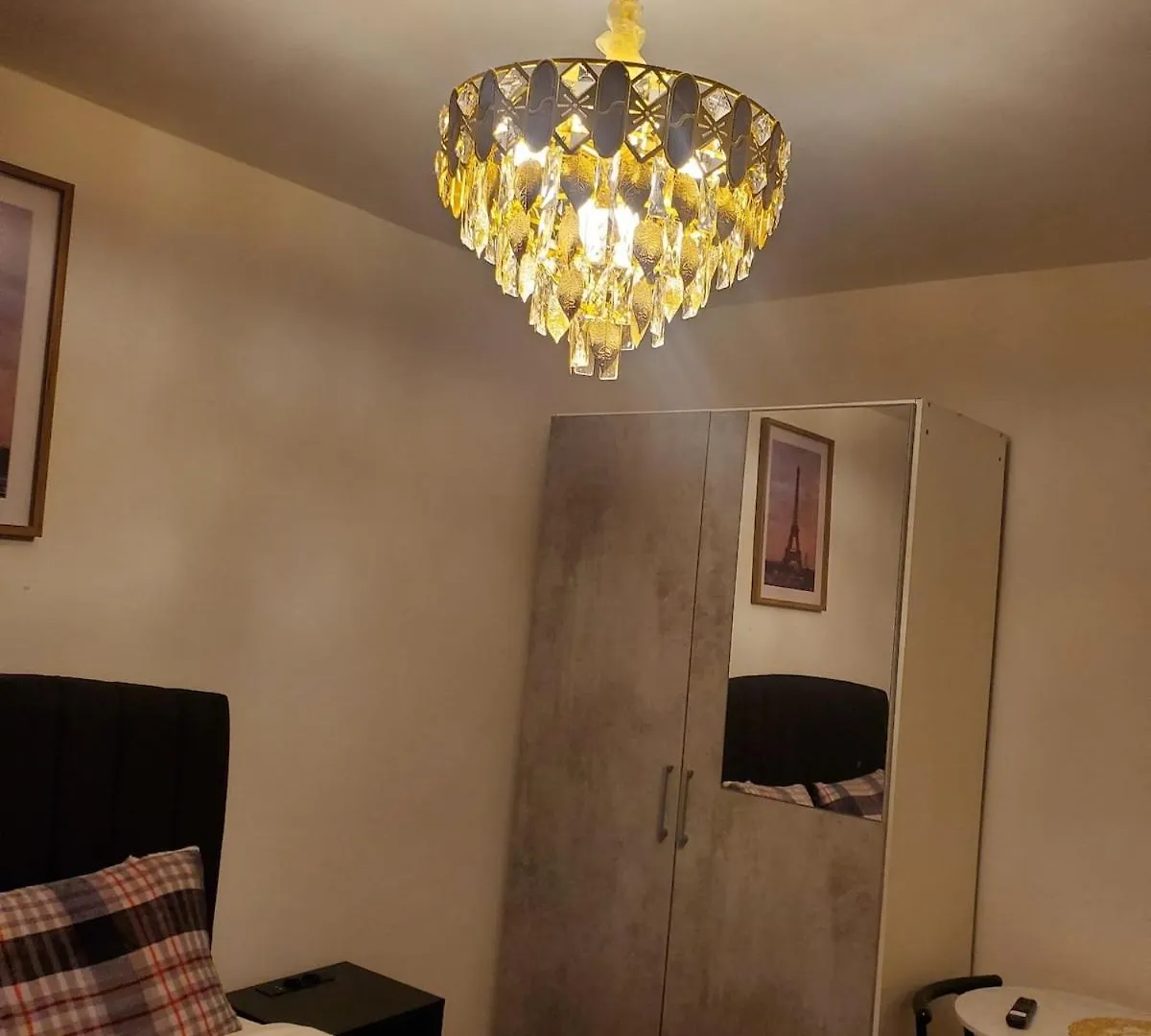 アパート Charming Jambo Appartement ブリュッセル ベルギー