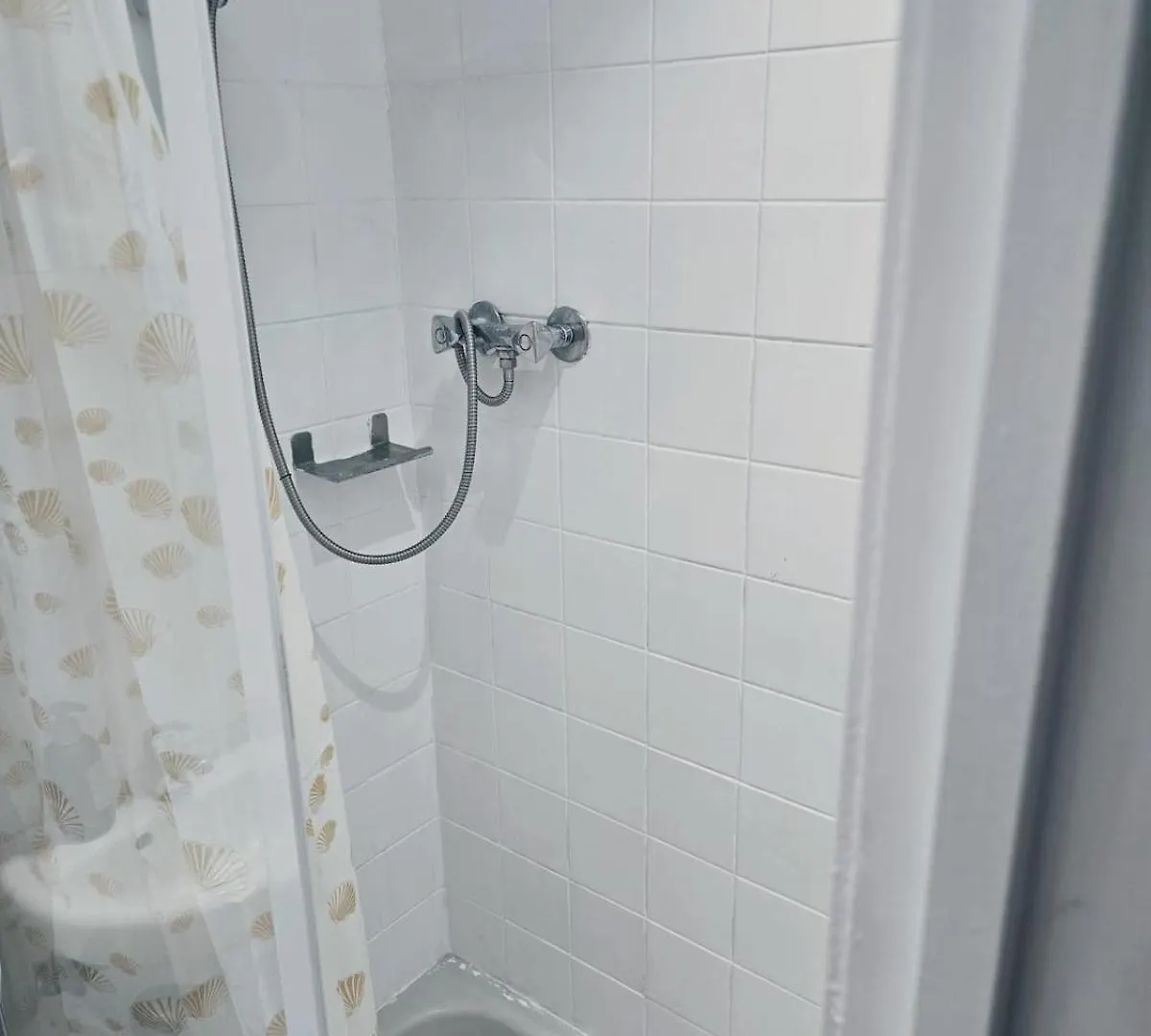 Charming Jambo Appartement ブリュッセル アパート